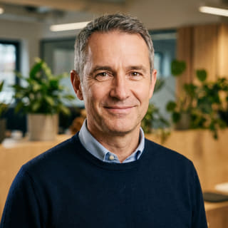 James Mitchell, identificado como Diretor Executivo da Lume Capitança, em imagem de perfil